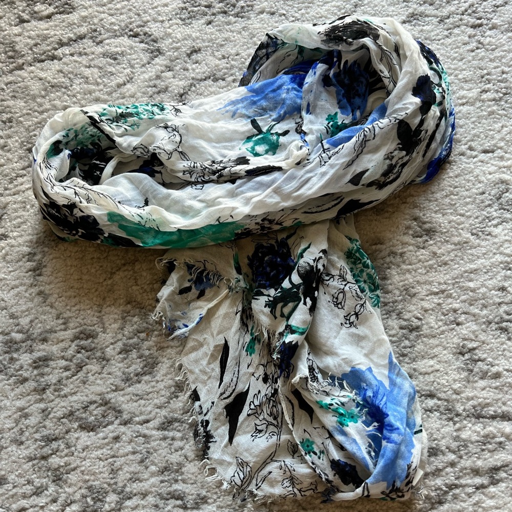 Ann Taylor loft floral scarf